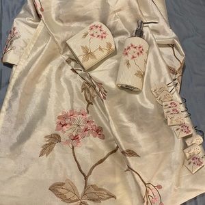 Shower Curtain w/ Accessories